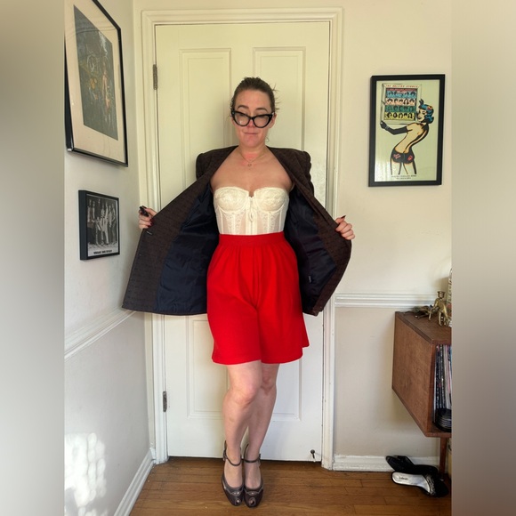 Vintage St John Red Santana Knit Slouchy Shorts Sz 10 - Picture 1 of 10